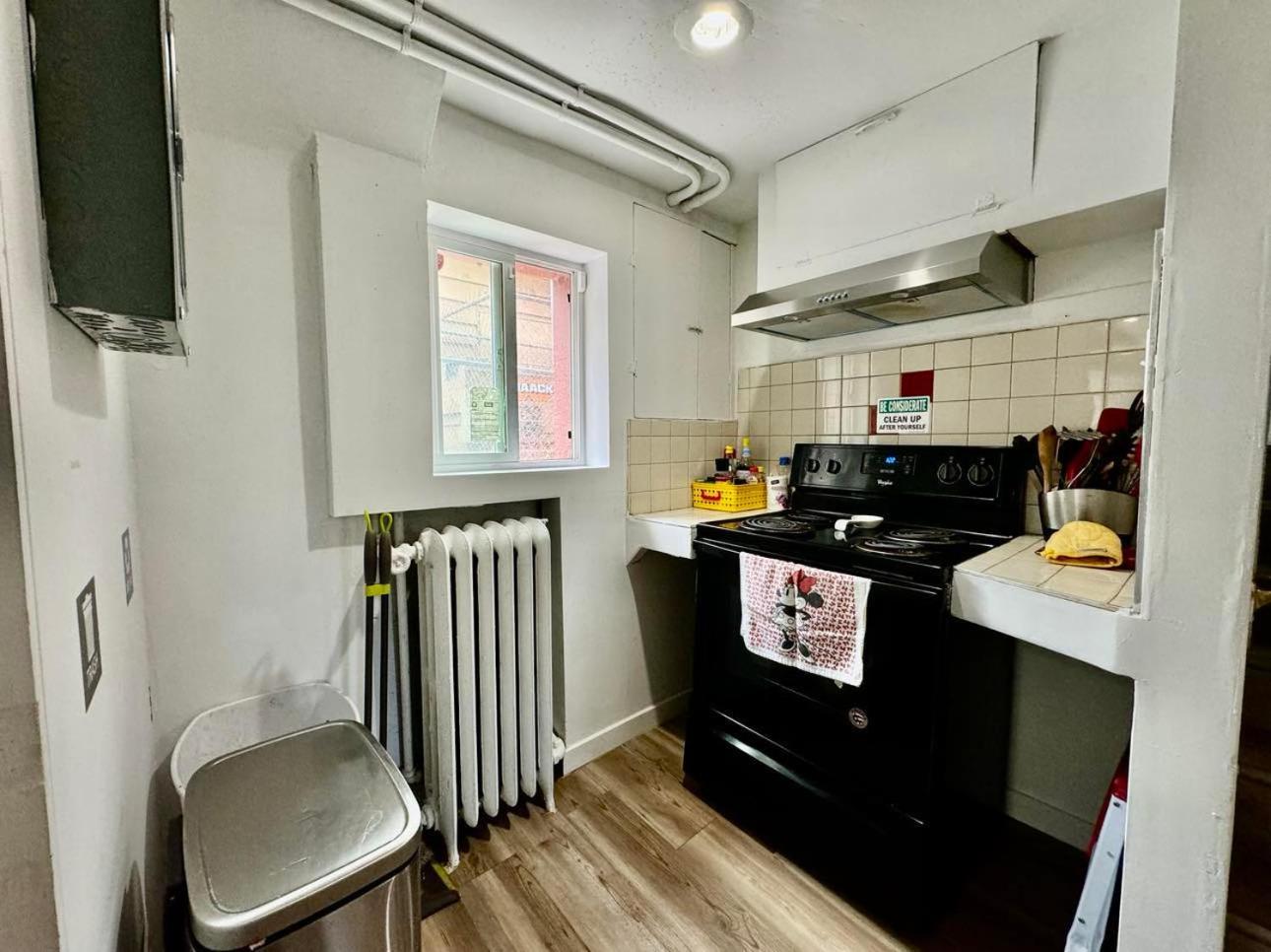 Private Tiny Room On The 1St Floor With Shared Bathroom Near Airport And Downtown Seattte 시애틀 외부 사진