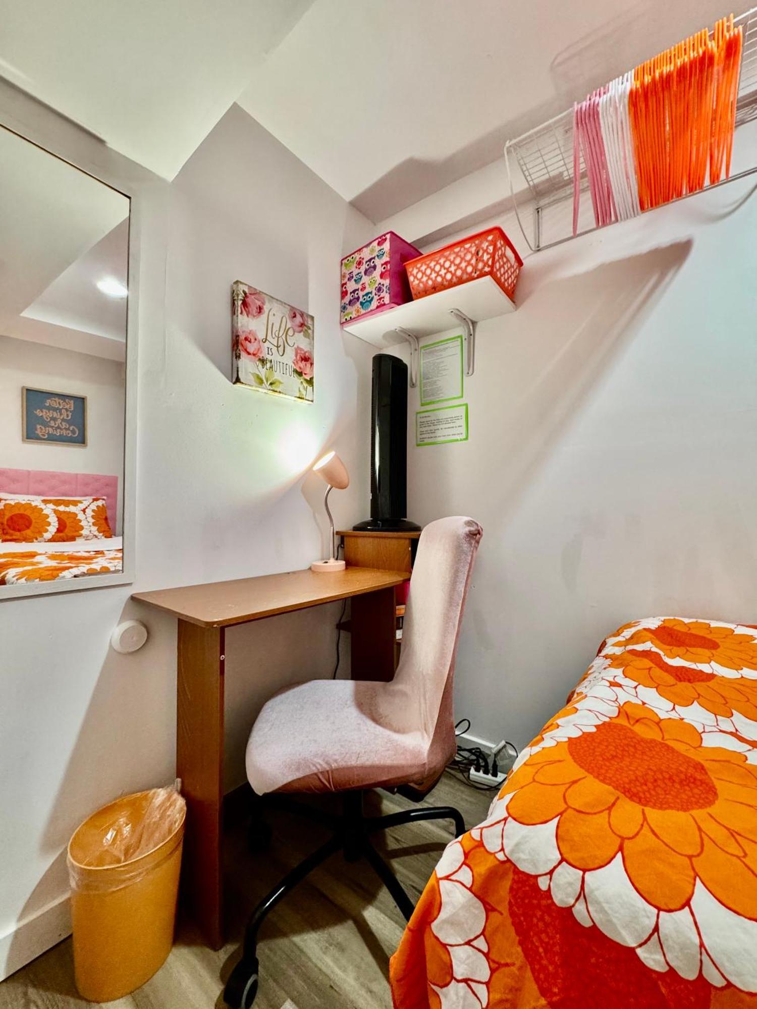 Private Tiny Room On The 1St Floor With Shared Bathroom Near Airport And Downtown Seattte 시애틀 외부 사진