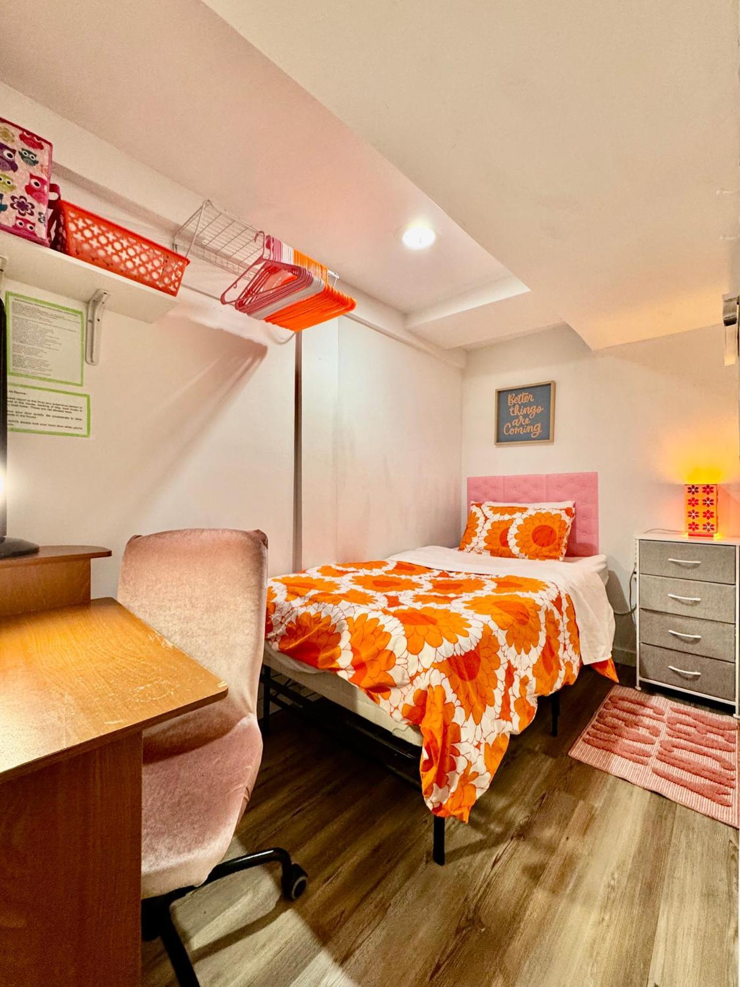 Private Tiny Room On The 1St Floor With Shared Bathroom Near Airport And Downtown Seattte 시애틀 외부 사진